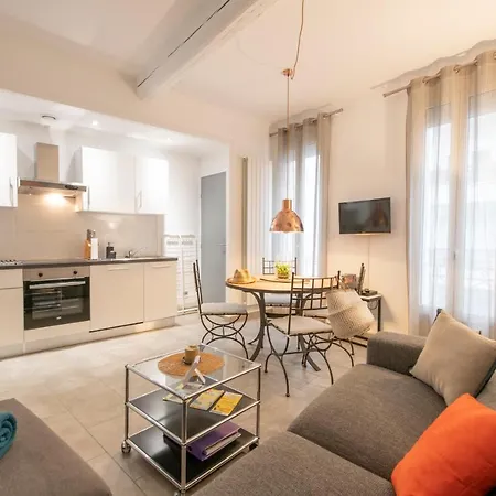 Oisivete Avec Terrasse Vue Sur Patio Et Clim Apartment Montpellier