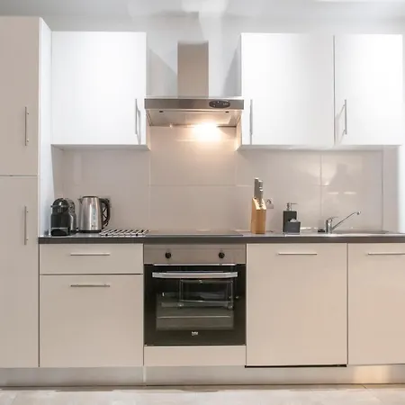 Oisivité Classée 3 étoiles Avec Terrasse, Climatisation Et Garage Montpellier