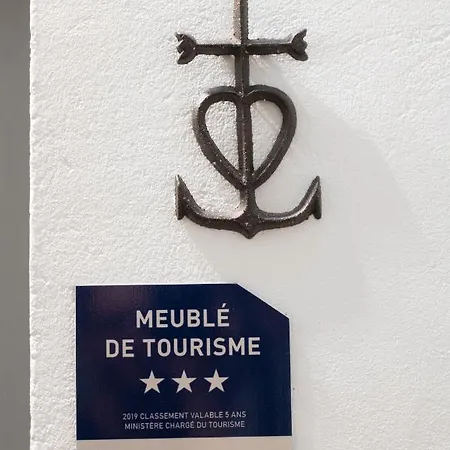 Oisivité Classée 3 étoiles Avec Terrasse, Climatisation Et Garage Appartement *