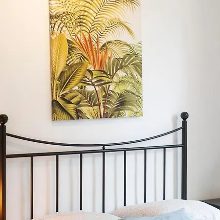Oisivité Classée 3 étoiles Avec Terrasse, Climatisation Et Garage Appartement